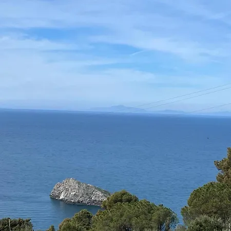 Stella D'argento * Porto Santo Stefano (Grosseto)